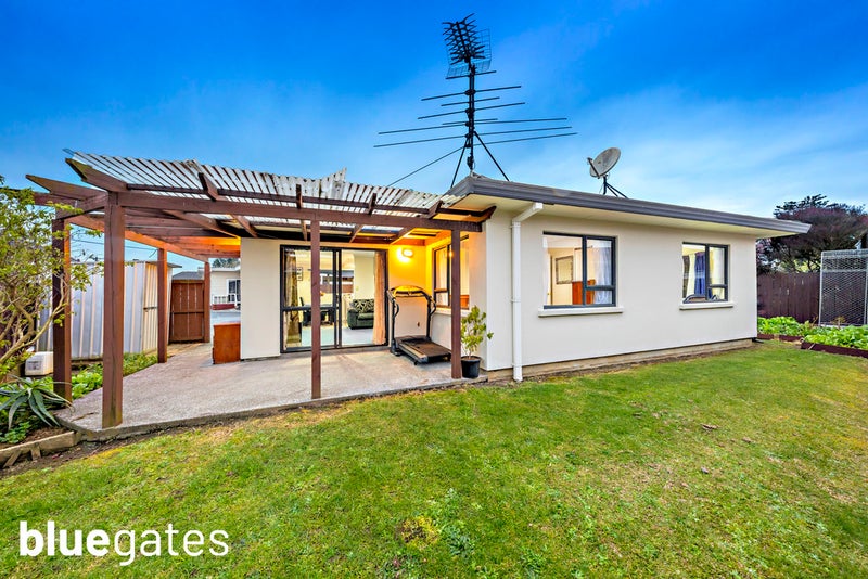 2/23 Churchill Avenue, Manurewa, Auckland - Carousel 1
