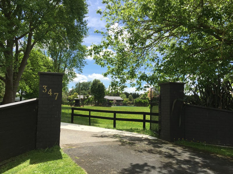 347 Vaile Road, Newstead - Carousel 1