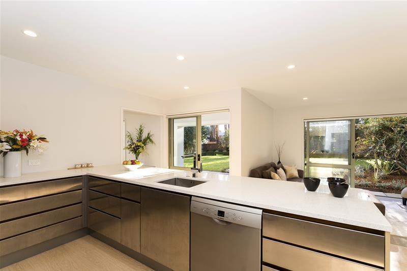 203 Blighs Road, Strowan, Christchurch - Carousel 2