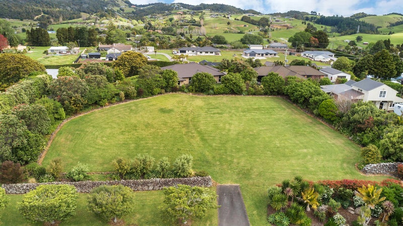 10 Tullamore, Maunu, Whangarei - Carousel 1