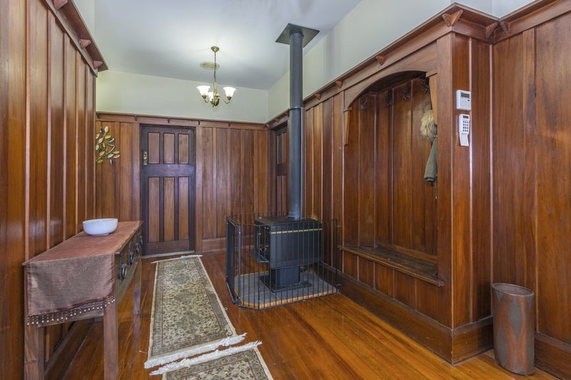 8 Memorial Avenue, Ilam, Christchurch - Carousel 11