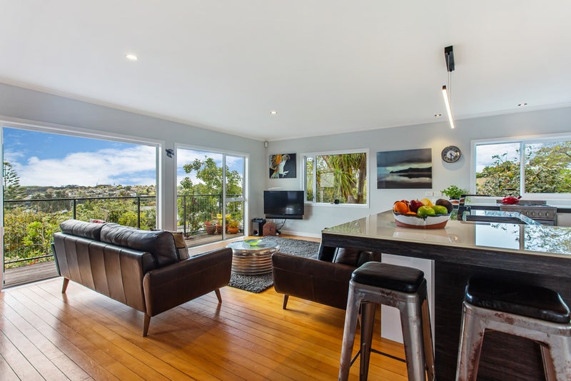 47 Rutherford Terrace, Meadowbank, Auckland - Carousel 1