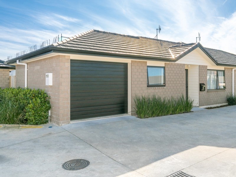 8 Cosmith Lane, Frankton, Hamilton - Carousel 2