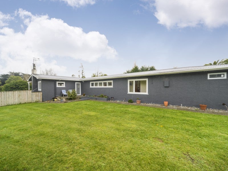 4 Cooksley Road, Bunnythorpe, Palmerston North - Carousel 24
