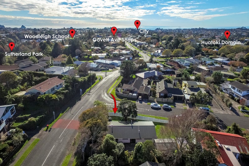 143 Govett Avenue, Frankleigh Park, New Plymouth - Carousel 14