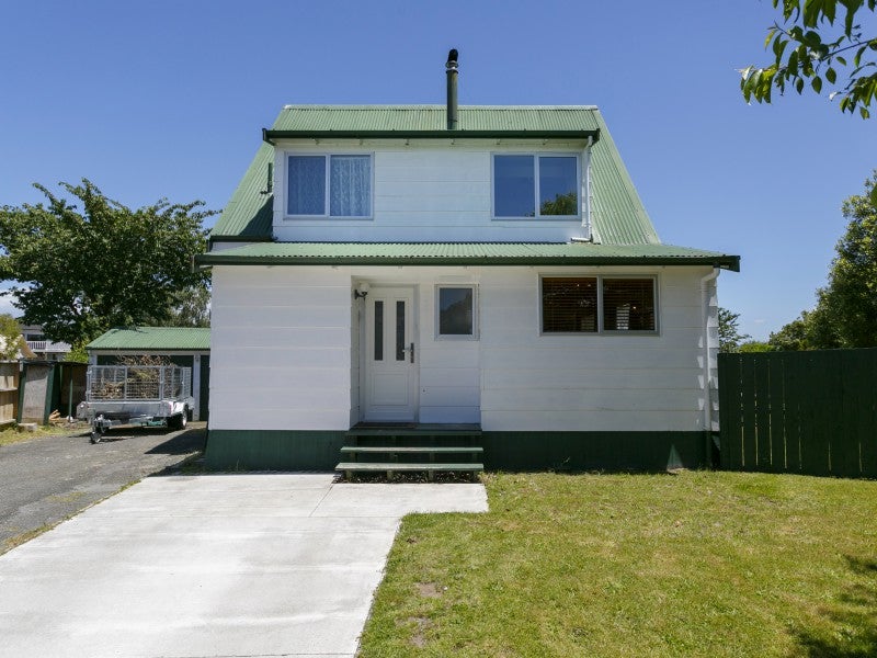 21 Epping Place, Richmond Heights, Taupo - Carousel 1