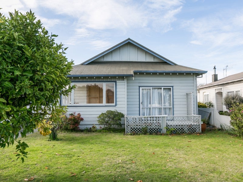 37 Georges Drive, Napier South, Napier - Carousel 1