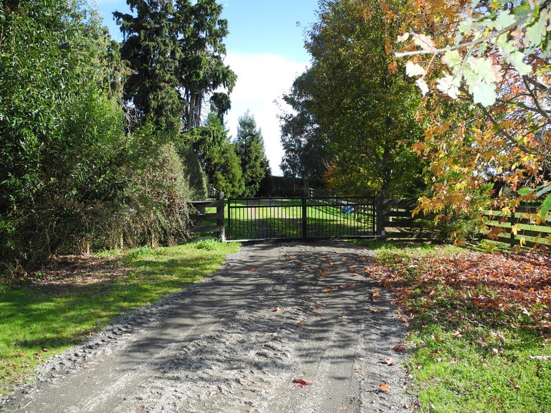 70 Cowan Road, Rotoorangi - Carousel 2