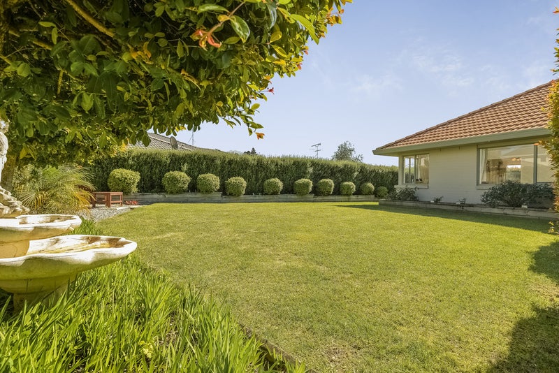 8 Shannon Place, Northpark, Auckland - Carousel 2