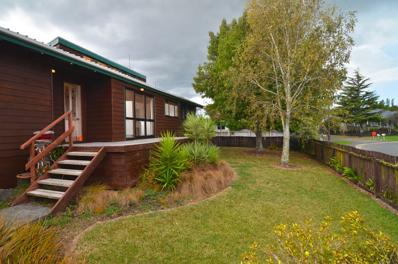 30 Rheingold Place, Huapai, Kumeu - Carousel 2