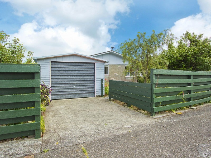 7A Wetherby Grove, Wainuiomata, Lower Hutt - Carousel 16