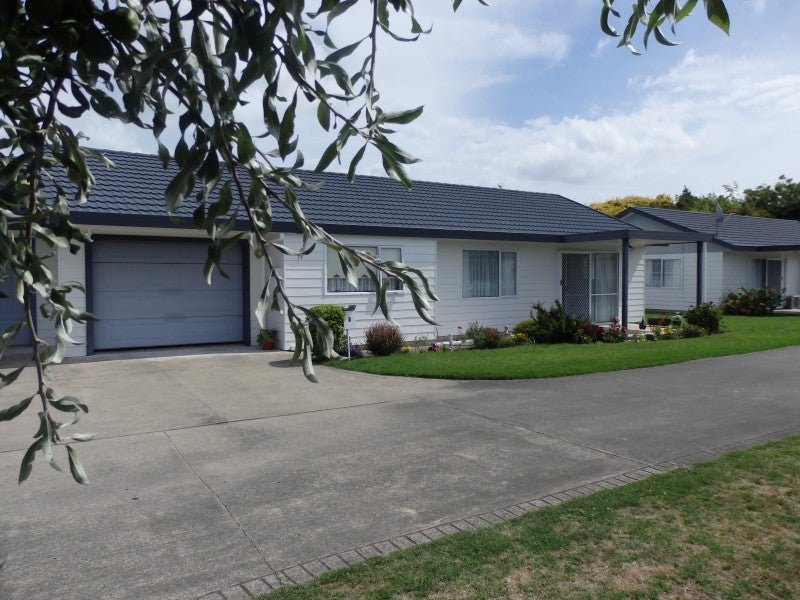 2/690 Gladstone Road, Te Hapara, Gisborne - Carousel 1