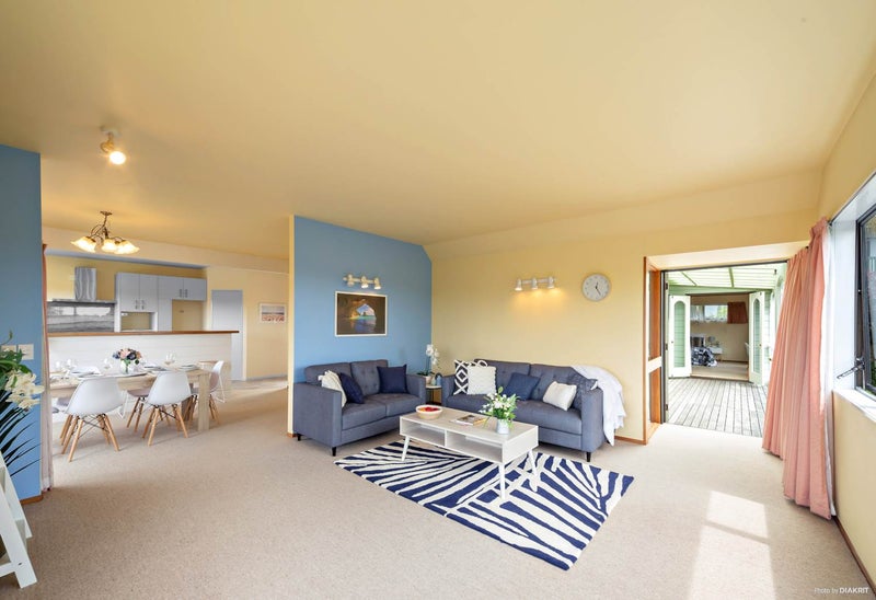 68 Redwing Street, Browns Bay, Auckland - Carousel 2