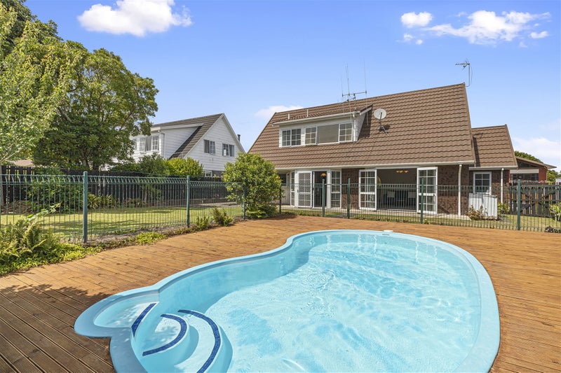 91 Glen Lynne Avenue, Queenwood, Hamilton - Carousel 2