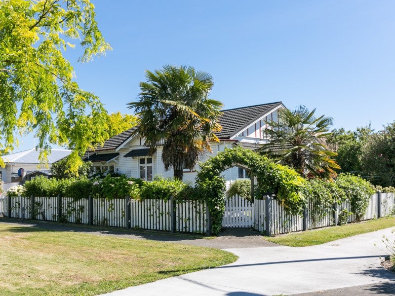 609 Charles Street, Saint Leonards, Hastings - Carousel 1