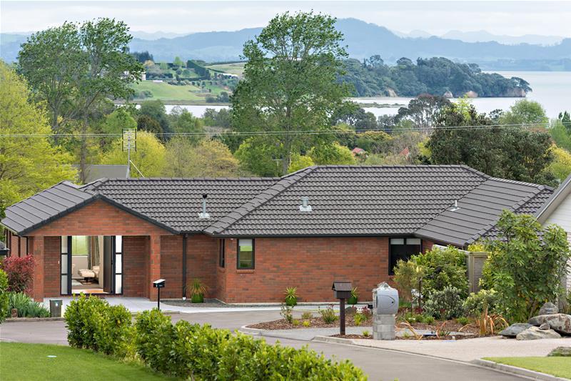 7 Parkland Rise, Omokoroa - Carousel 1