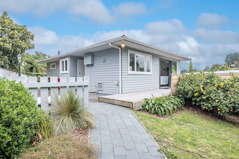 39 Leinster Avenue, Raumati South, Paraparaumu - Carousel 2