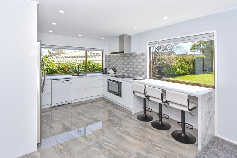 149 Everglade Drive, Totara Heights, Auckland - Carousel 1
