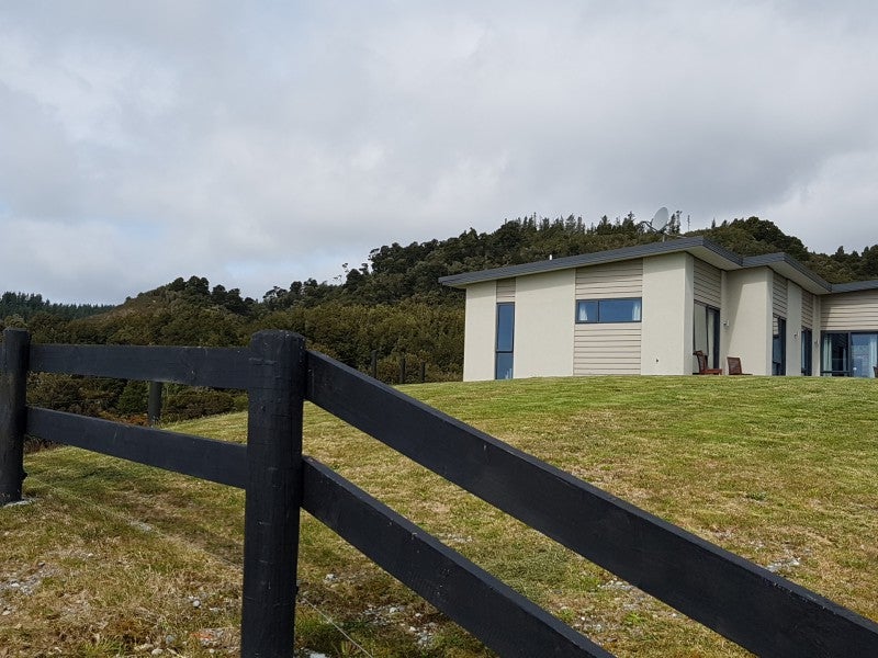 2 Little Paddock, BLUE SPUR, HOKITIKA - Carousel 26