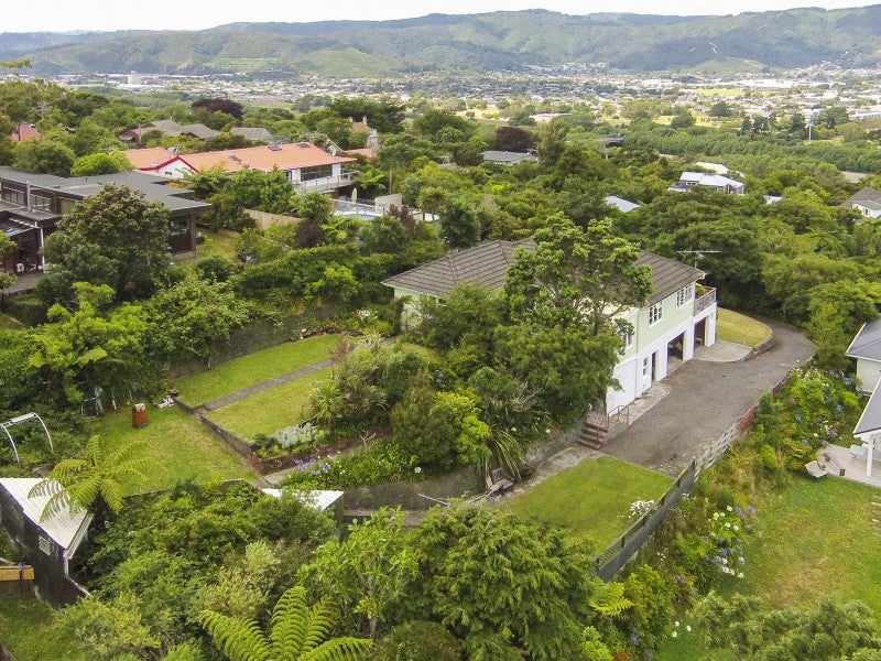 51 Belmont Terrace, Belmont, Lower Hutt - Carousel 20