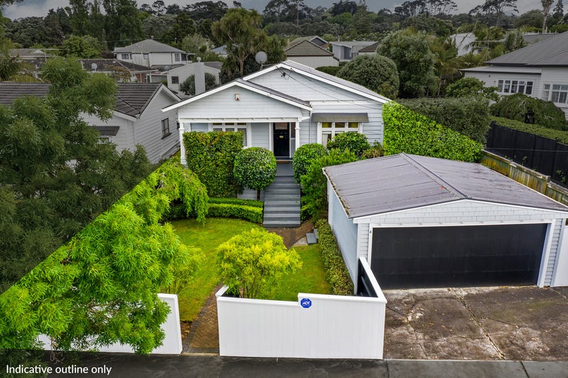 4 Amaru Road, One Tree Hill, Auckland - Carousel 1