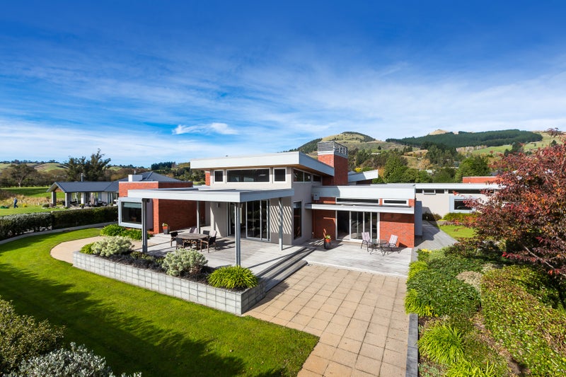 18 Orchard Grove, East Taieri, Mosgiel - Carousel 20