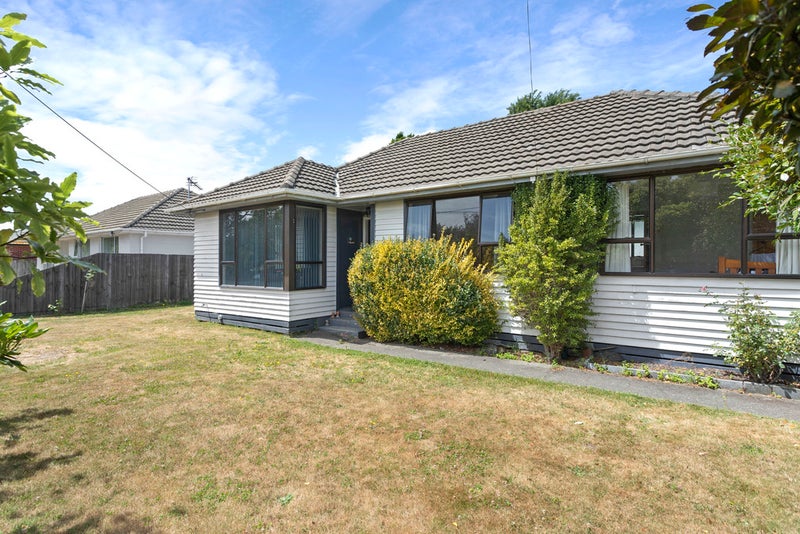 4 Dix Street, Wigram, Christchurch - Carousel 1