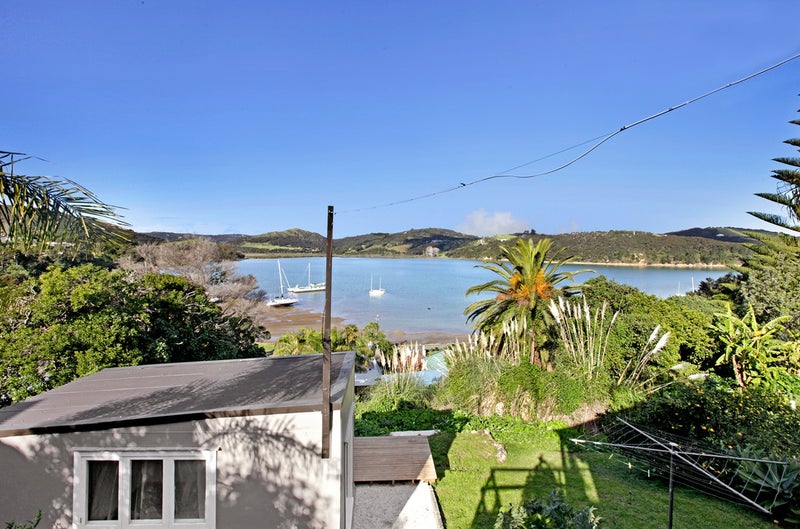 27 Ostend Road, Ostend, Waiheke Island - Carousel 23