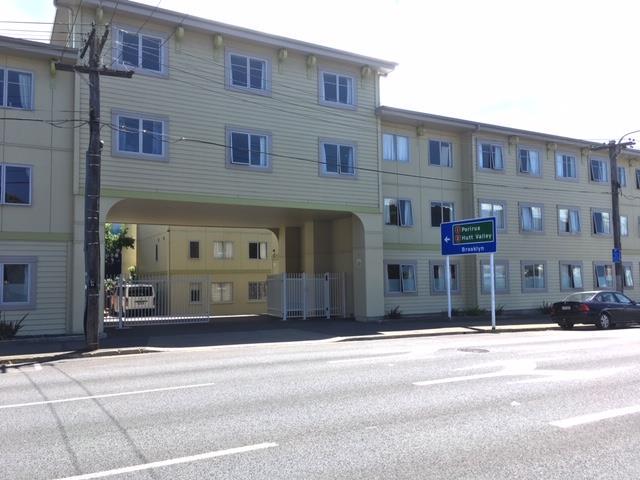21/4 Sussex Street, Mount Cook, Wellington - Carousel 1