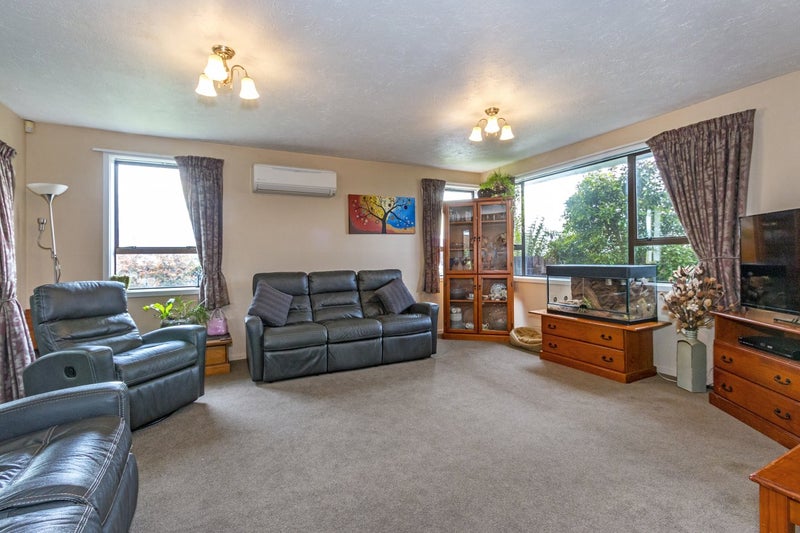 29 Denise Crescent, Hornby, Christchurch - Carousel 2