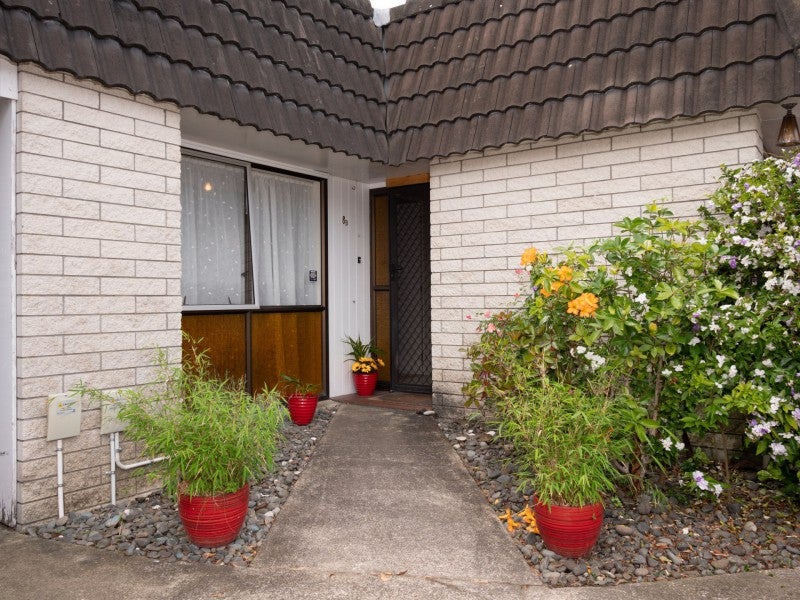 8B Howell Place, Tauranga South, Tauranga - Carousel 12