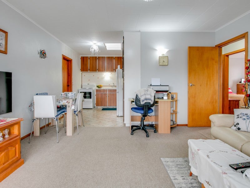 58 Freyberg Avenue, Tamatea, Napier - Carousel 2