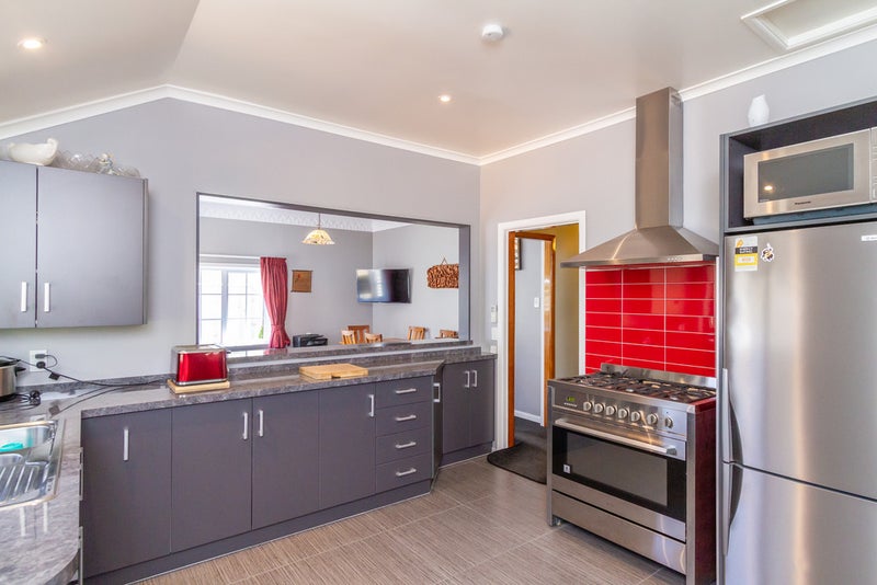 26 Hinemoa Street, Waiwhetu, Lower Hutt - Carousel 2