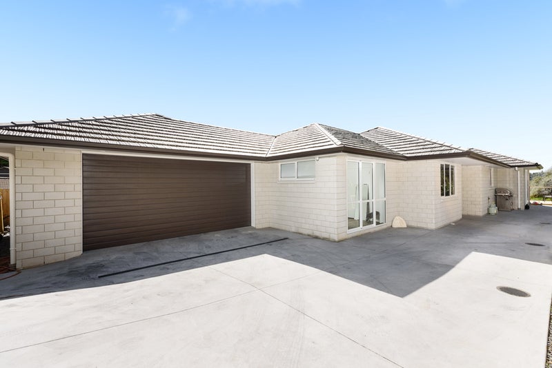 157 Castlewold Drive, Bethlehem, Tauranga - Carousel 1