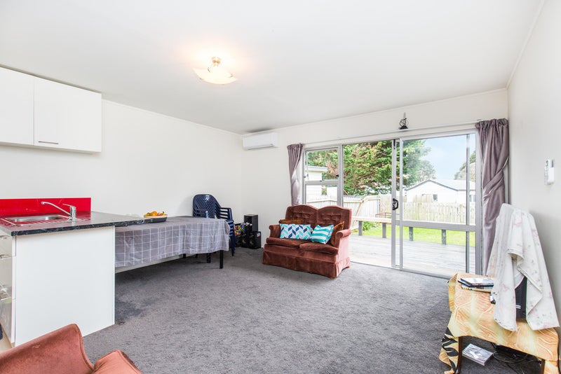 1/9 Slim Place, Clendon Park, Auckland - Carousel 2