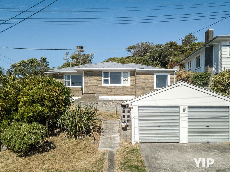 11 Link Road, Newlands, Wellington - Carousel 1