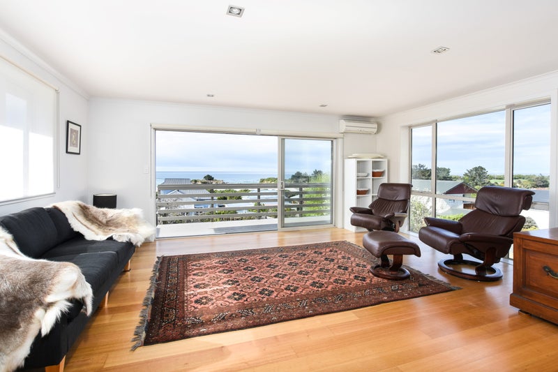 15 Seaview Road, Brighton, Dunedin - Carousel 1