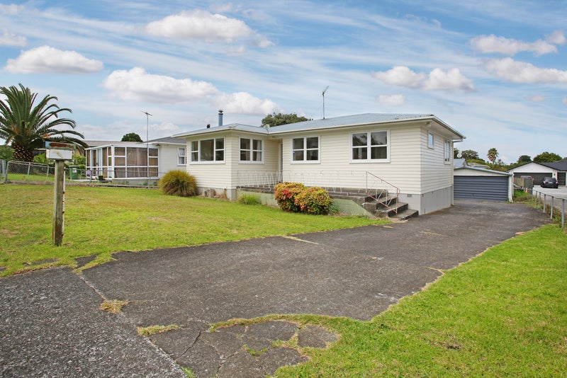 9 McQuarrie Avenue, Wattle Downs, Auckland - Carousel 15