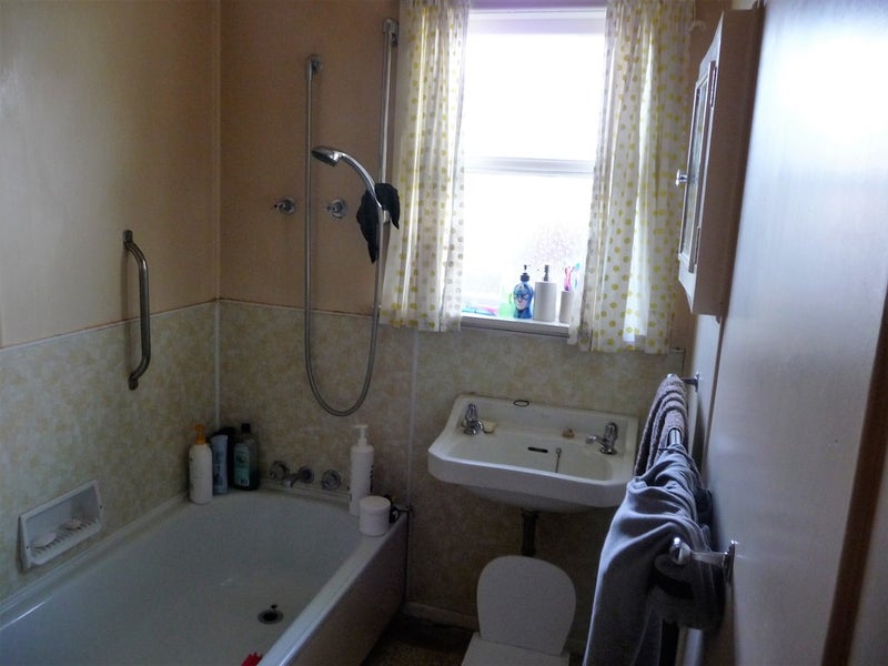 92 Sievers Grove, Cannons Creek, Porirua - Carousel 9