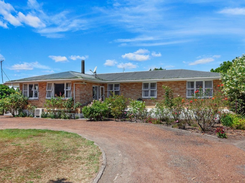 82 Melville Road, Awakeri - Carousel 1