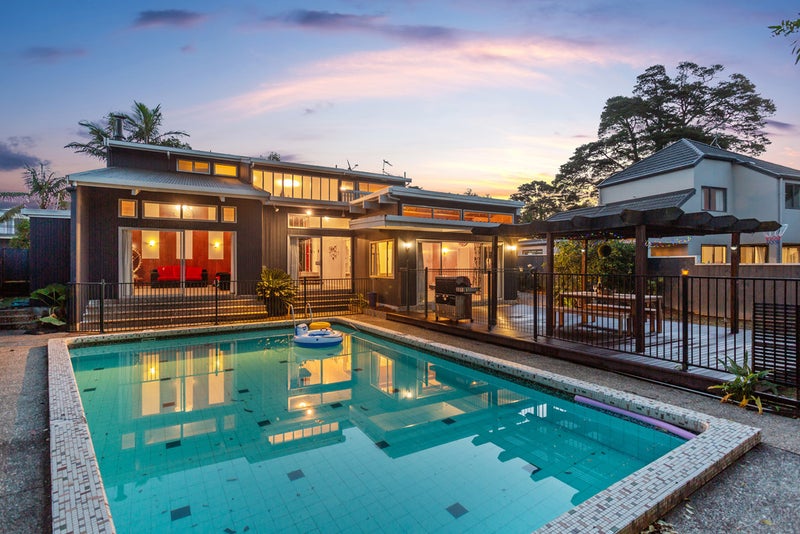 56 Lawrence Crescent, Hillpark, Auckland - Carousel 1