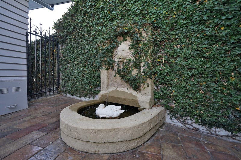 10 Ruakiwi Road, Hamilton Lake, Hamilton - Carousel 2