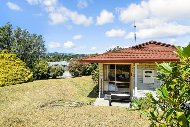 32 Waimapu Street, Greerton, Tauranga - Carousel 1