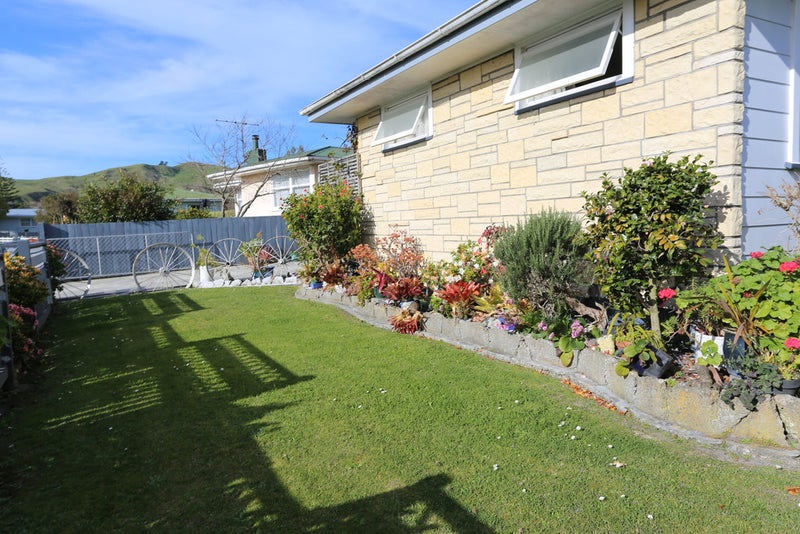 53 Ida Road, Outer Kaiti, Gisborne - Carousel 12