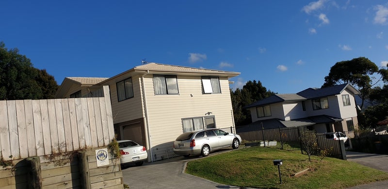 28 Denver Avenue, Sunnyvale, Auckland - Carousel 1