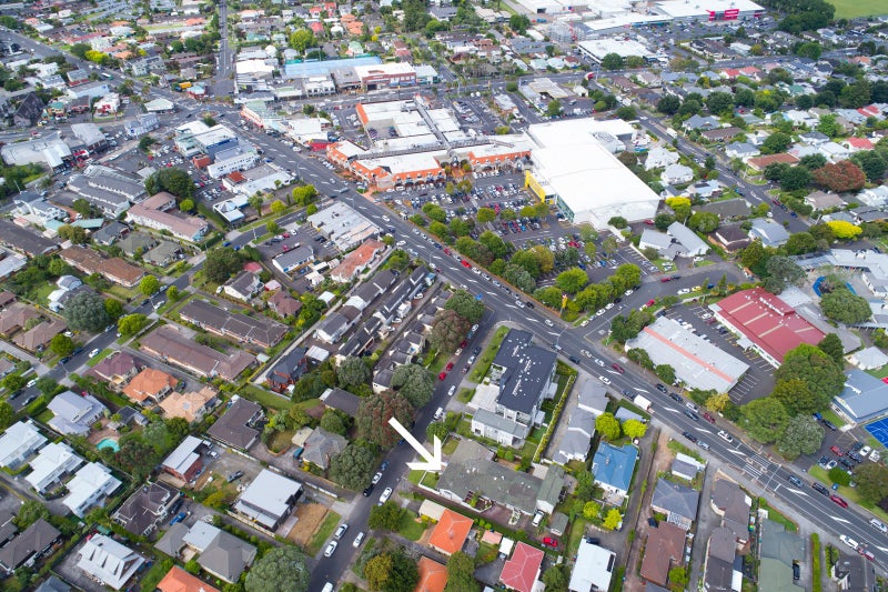 2/2 Raurenga Avenue, Royal Oak, Auckland - Carousel 14