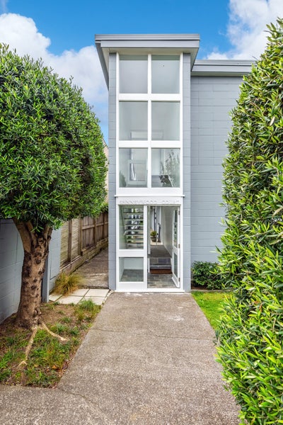 2/2 Cowie Street, Newmarket, Auckland - Carousel 20
