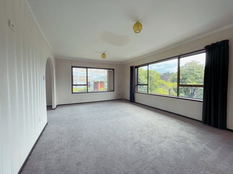 2/723 Beach Road, Browns Bay, Auckland - Carousel 2
