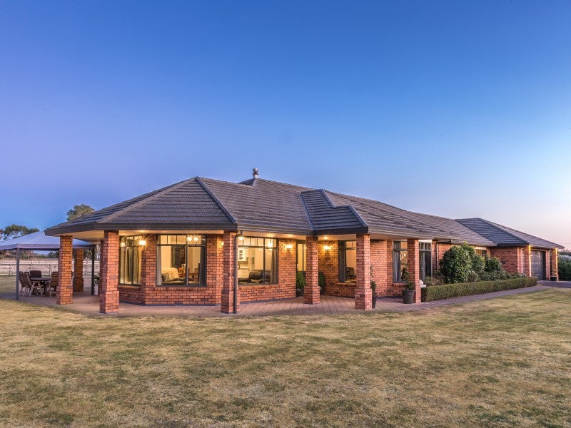 29 Francis Road, Westmere, Whanganui - Carousel 1