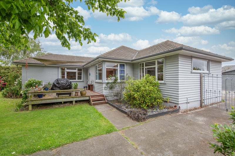 54 Farquhars Road, Redwood, Christchurch - Carousel 1